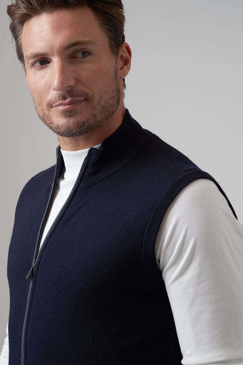 Raffi Linea Uomo Italian Merino Wool Sleeveless Vest - Menswear